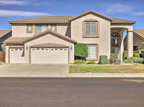 Family-friendly Modesto Home w/ Grill & Yard