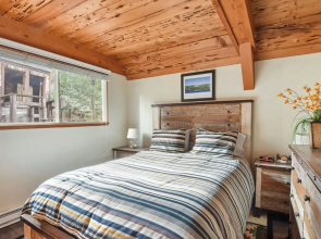 West Shore Haven Near Beach & Outdoor Fun!