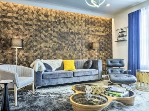 Tasteful Durham Townhome - 6 Mi to Downtown!
