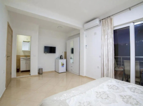 Apartments Panorama Alaj