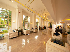 Mercure Nha Trang Beach