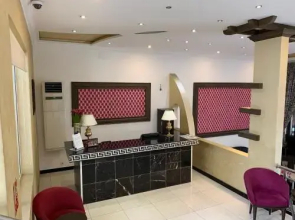 Capital Hotel