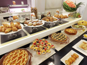 Holiday Inn Milan Nord Zara by IHG