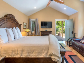 Bella Luna Inn