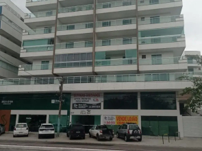 Cobertura duplex, com duas suítes e piscina