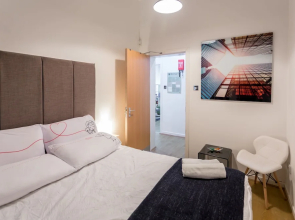 Westend Hydro & SECC Apartment