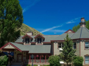 Grand Victorian Lodge
