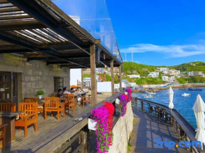 Dongji Inter national Youth Hostel