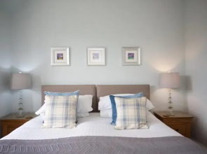 Dunmurray Lodge Guesthouse And Loft Apartment