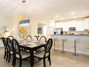 Moon Valley House 1526