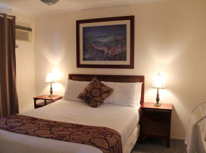 Starline Alpacas Farmstay Resort