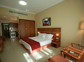 Отель Wescott Plaza Hotel Apartment