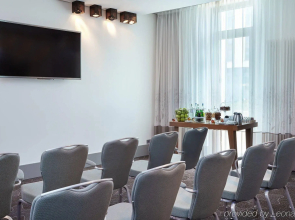 Отель Premier Inn Berlin Alexanderplatz