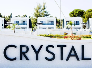 Crystal villas & suites