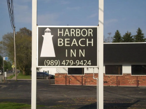 Harbor Beach Inn