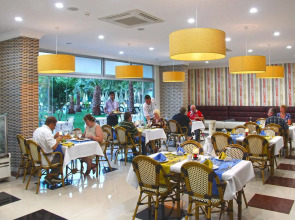 Gardenia Beach Hotel - All Inclusive