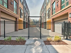 Rooftop Deck & City Views: Denver Abode!