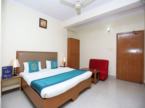 Hotel Harisons Continental