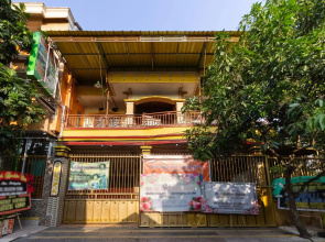OYO 3727 Homestay Gayatri Sawojajar