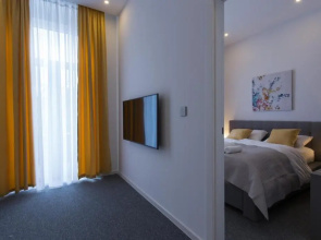 Elenas Rooms & Apartment