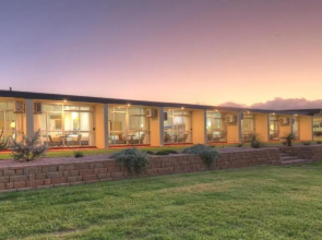 Atherton Motel