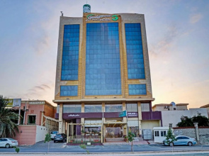Capital O 596 Garden Palace Hotel