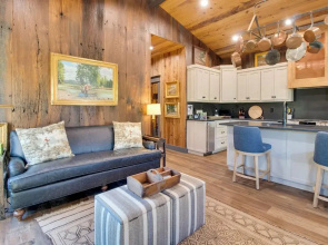 Walk to White River: Cozy Escape w/ Screened Porch