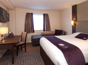 Premier Inn Exeter - M5 J29