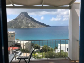 2 Bed - Sleeps 4 - Free Parking - Sea & Mtn View
