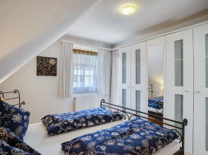 Cosy Chalet in Mühlbach With Private Garden