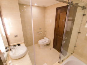 Sai Gon Ha Long Hotel