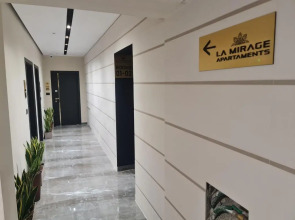 La Mirage Apartment 04