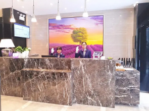 Lavande Hotel (Xi'an Fengcheng 1st Road Youth Center Metro Station Branch)