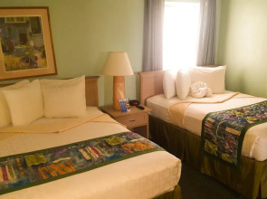 ChartHouse Clearwater Beach Marina Hotel