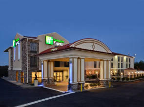 Holiday Inn Express Atlanta-Stone Mountain by IHG