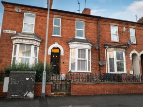 Heart of the City, Beautiful 3 bed 2 Bath, Sleep 6