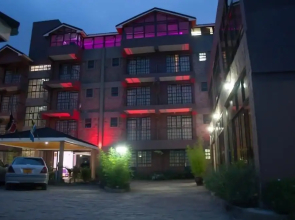 67 Airport Hotel