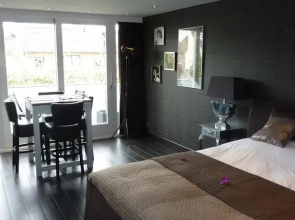 Flair Rooms