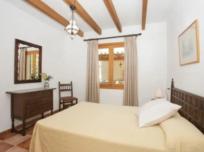 Villa - 3 Bedrooms with Pool and WiFi - 103240