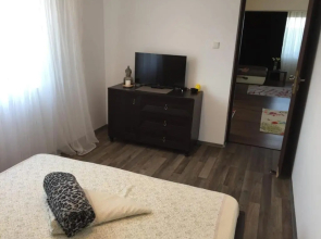 Apartament Elenys