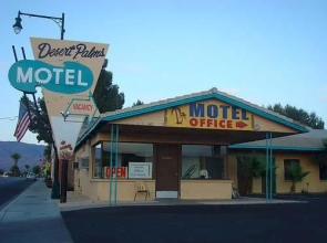 Desert Palms Hotel