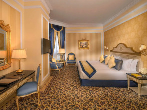 Royal Rose Abu Dhabi, a Curio by Hilton Affiliated Hotel