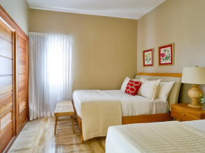Beach Condo w Sea View B-201 Costa Atlantica
