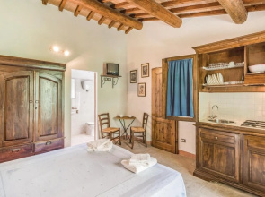 Beautiful Apartment in Castiglione D.lago PG With Wifi and Outdoor Swimming Pool