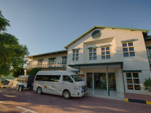 Maun Lodge