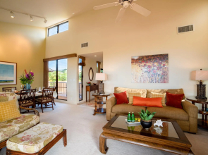 Wailea Ekahi 17D - One Bedroom Condo with Ocean View