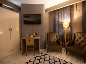 Staron Otel