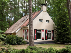 Romantic Villa With a Dishwasher, Near a National Park