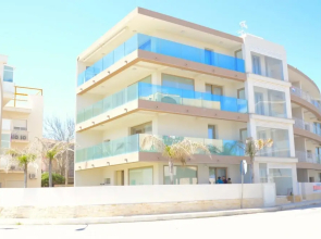 Yachting Apartments - Cozy Apartments Overlooking the sea