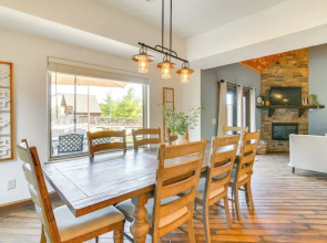 Table Rock Lake Home W/ Boat Slip, Near 76 Strip!